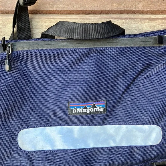 Patagonia Laptop/Messenger Bag - Picture 3 of 16